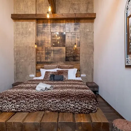 Elegant 2bdr In Mediterranean Style Sofia