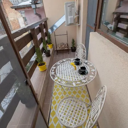 Апартамент 2-bedroom Elegant In Mediterranean Style
