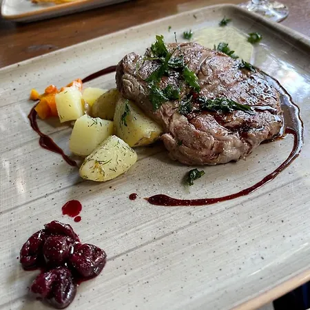 2-bedroom Elegant In Mediterranean Style *