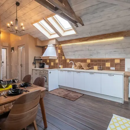 2-bedroom Elegant In Mediterranean Style *