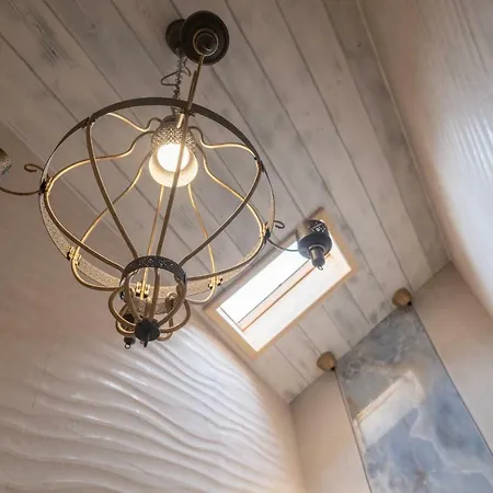 2-bedroom Elegant In Mediterranean Style Appartamento *