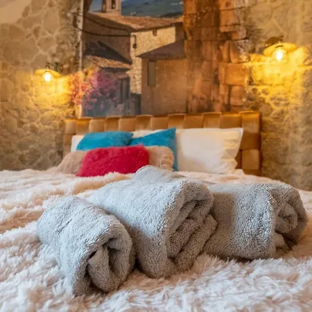 Elegant 2bdr In Mediterranean Style Apartmán
