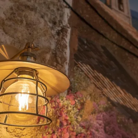 2-bedroom Elegant In Mediterranean Style Apartman *