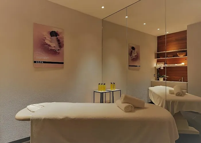 2-bedroom Elegant In Mediterranean Style *