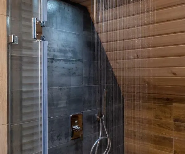 2-bedroom Elegant In Mediterranean Style アパート ソフィア