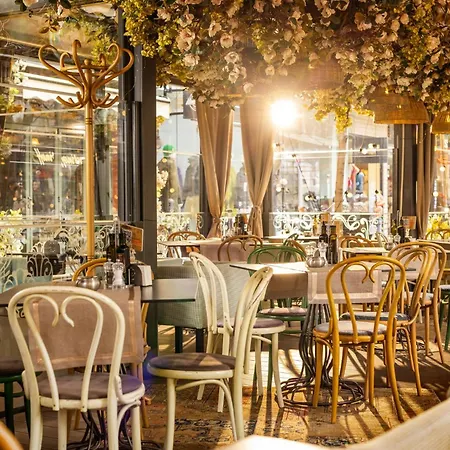 2-bedroom Elegant In Mediterranean Style Appartement