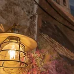Elegant 2bdr In Mediterranean Style Apartment *